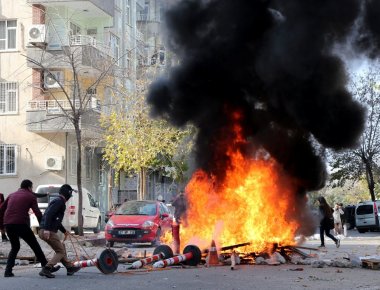 Έκρηξη στο Ντιγιάρμπακιρ: Αυξήθηκαν στους 3 οι νεκροί και στους 9 οι τραυματίες